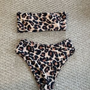 Leopard bikini